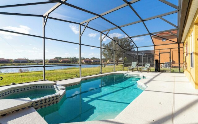 Gorgeous 4 Bedroom w Pool Close to Disney 920