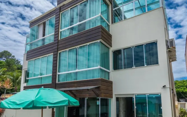 Triplex Pé na Areia - Bombinhas