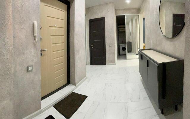 Высота 38 на улице 30-й Иркутской Дивизии