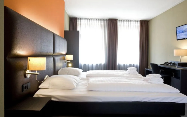 Hotel Roermond Next Door
