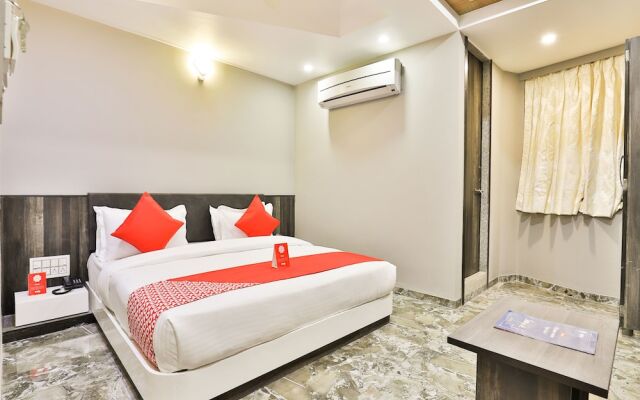 OYO 10962 Hotel Om Balaji