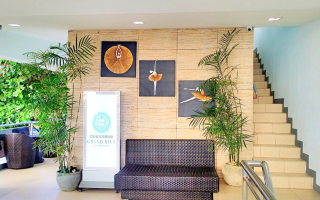 Grand Blue Beach Hotel