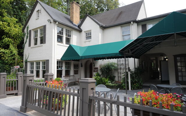 The University Inn at Emory