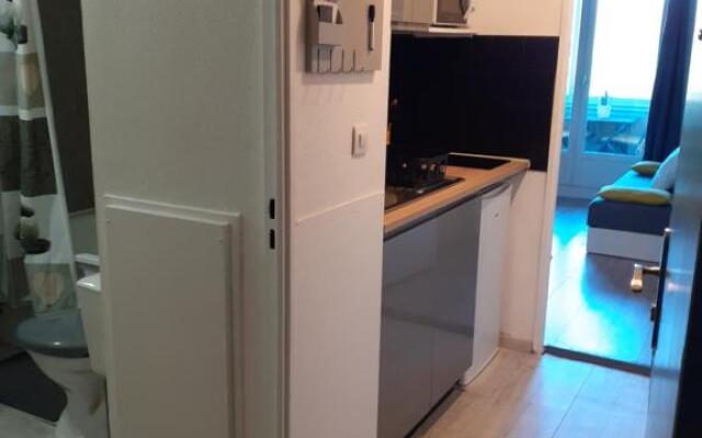 Studio Balcon Proche Hypercentre de Narbonne