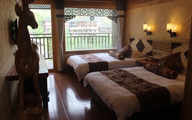LongShenglongji Hotel
