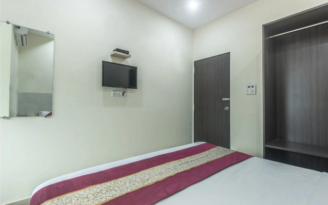 Hotel O Kailash Park Near Sakinaka Metro Station