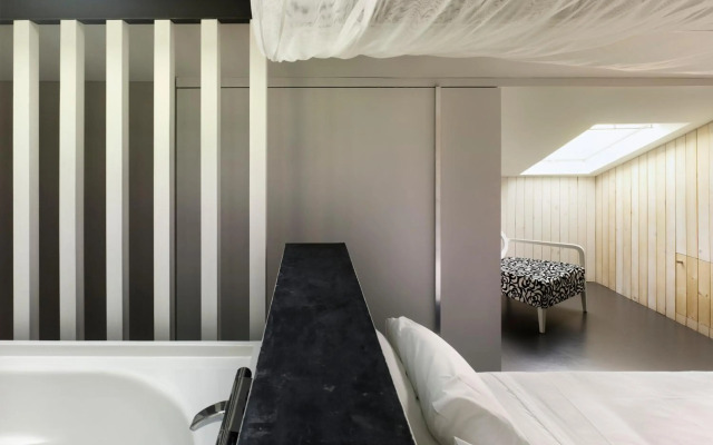Moure Hotel