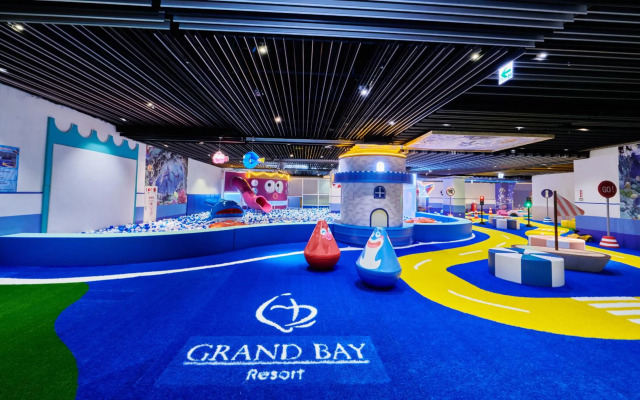 Grand Bay Resort