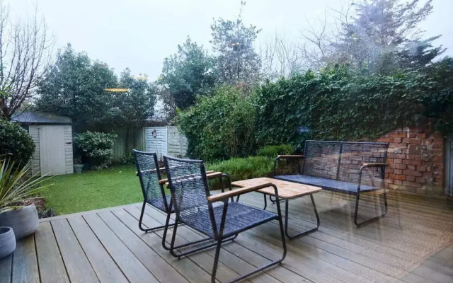 The Harlesden Haven - Stunning 4bdr With Garden