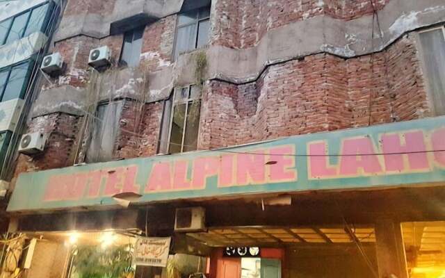 Hotel Alpine