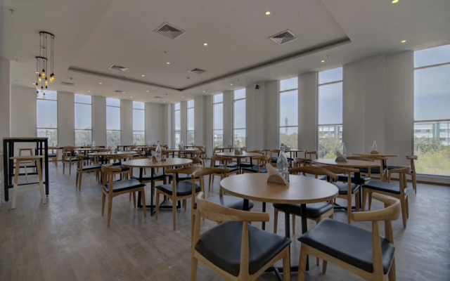 OYO Townhouse 100 Somani TC