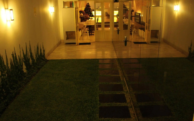 IFE Boutique Hotel