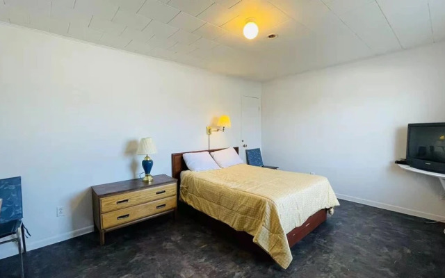 Summerside Motel