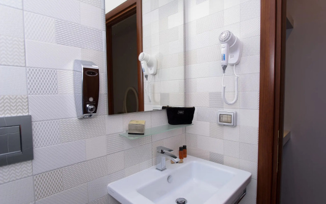 Borghese Executive Suite