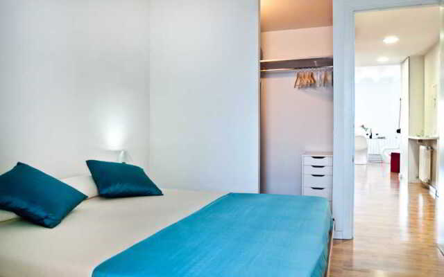 Bailen Apartment