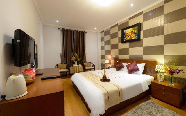 Iris Hotel