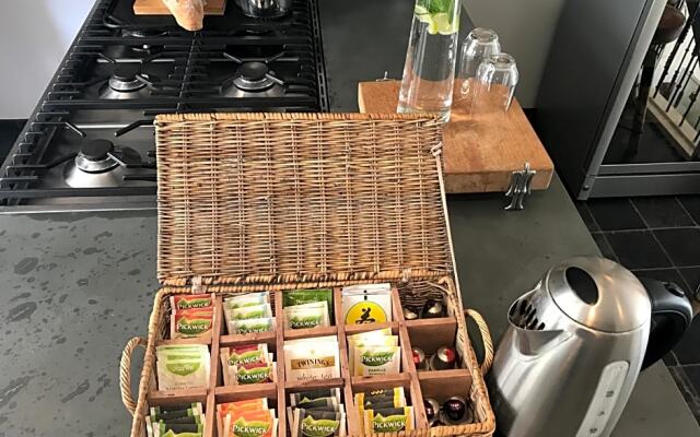 Bed & Beads The African Lily