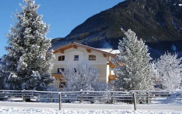 Apartment Lackerbauer