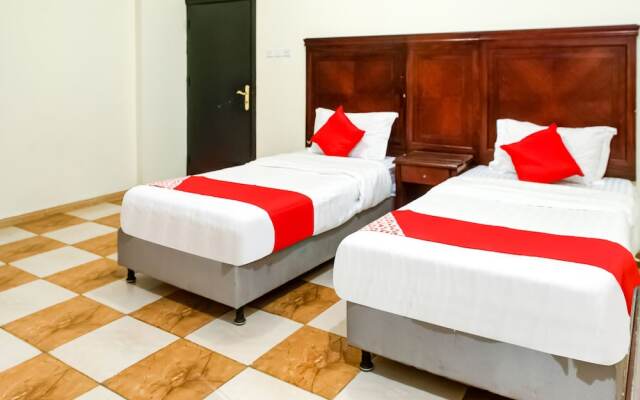 OYO 492 Rose Plaza For Housing Units
