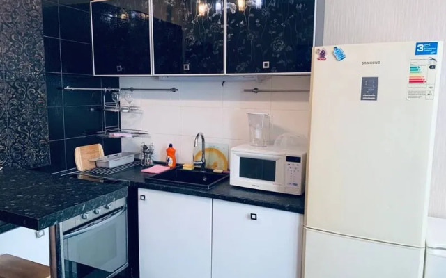 Апартаменты Посуточно50 на ул.Юности, д.17