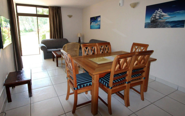 La Lucia Sands