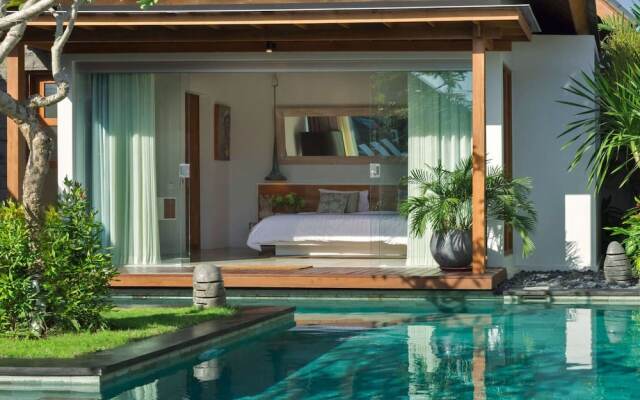Imagine Your Family Renting a Luxury Holiday Villa Close to Seminyaks Main Attractions, Villa Bali 2043