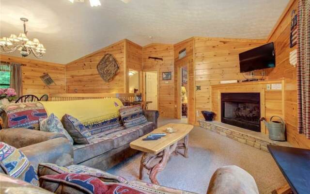 Great Expectations, 3 Bedrooms, Fireplace, Pool Table, Hot Tub, Sleeps 10