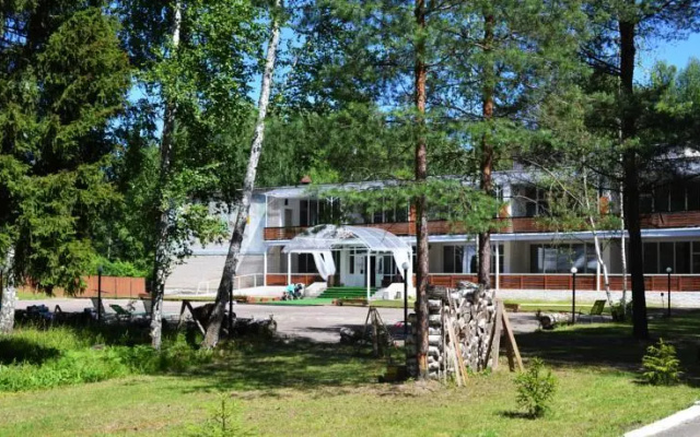 Zagorodnyj Otel' Serebro