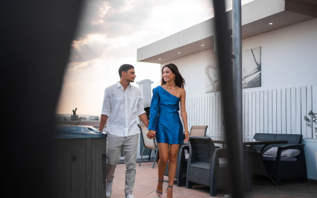 Mesogios House Suites