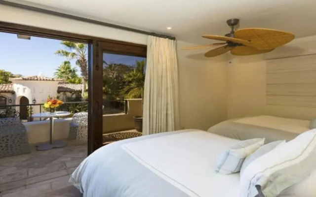 Casa Costa  by Cabo Platinum