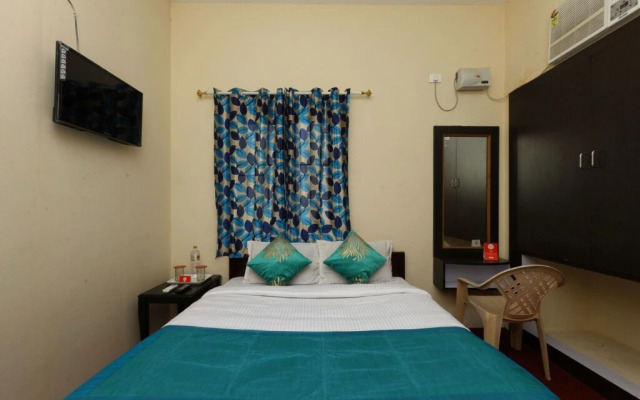 B Square Homes by OYO Rooms