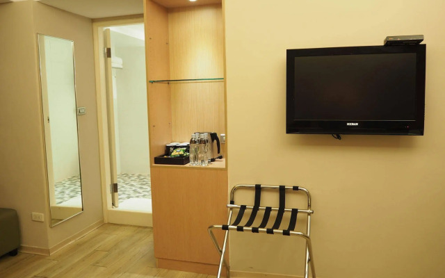 The Riverside Hotel Esthetics