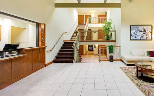 Spark by Hilton Wichita East