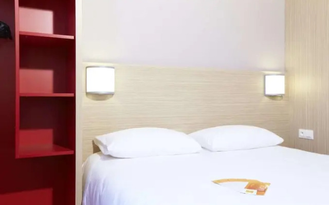 B&B Lyon Est Aeroport St Quentin Fallavie