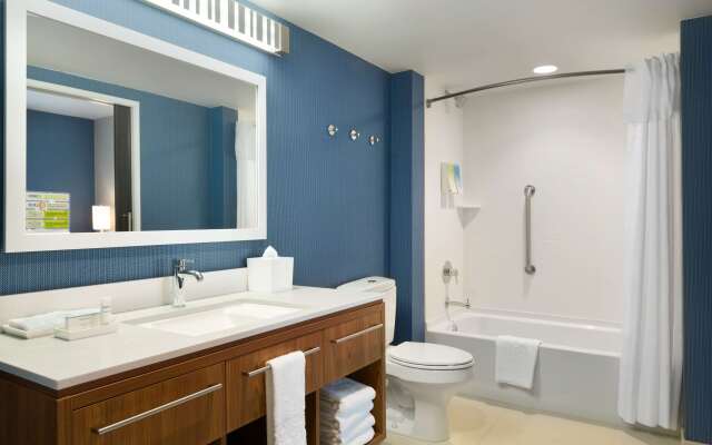Home2 Suites by Hilton Glendale - Westgate