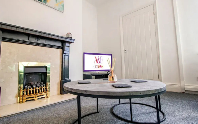 Stylish 3-bed Flat in South Shields