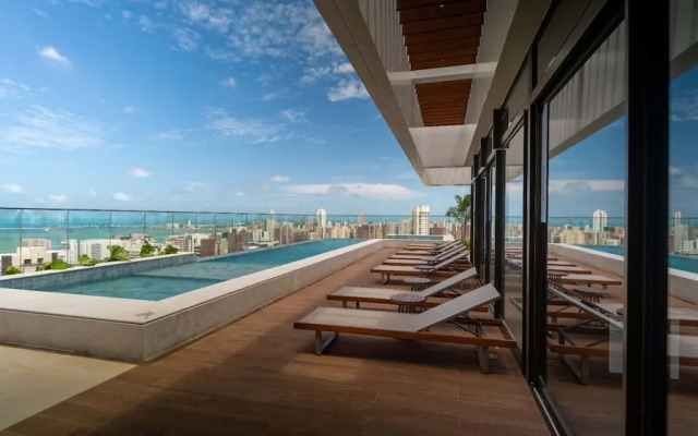 Beach Class Meireles