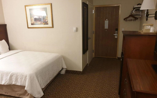 Holland Hotel Free Parking Jersey City