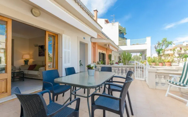 Charming Apartment in Can Picafort
