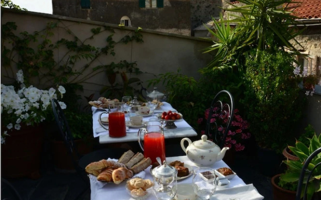 La Terrazza di Vico Olivi B&B