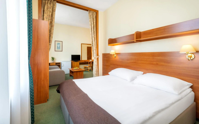 Hunguest Hotel Millennium