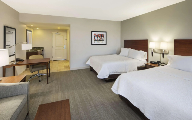 Hampton Inn & Suites Little Rock-Downtown