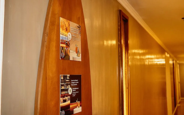 Connector Hostel