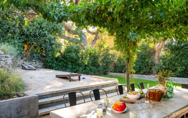 Silver Screen by Avantstay Luxe Backyard Escape
