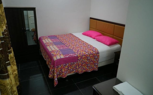 Mri Homestay Sg Buloh - 3 Br House Ground Floor With Centralised Private Pool