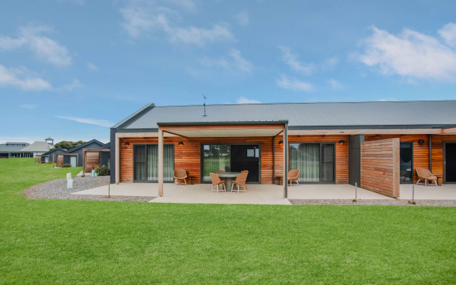 13th Beach Golf Lodges