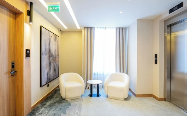 Premier Lounge Hotel