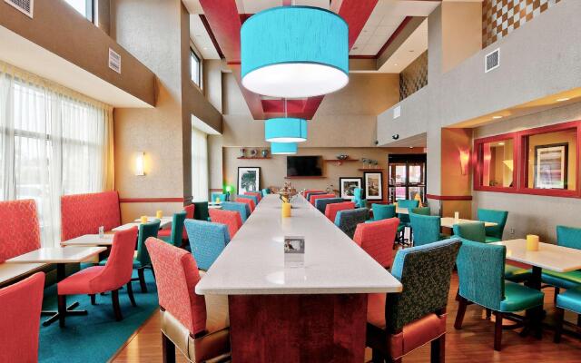 Hampton Inn & Suites Jacksonville - Beach Blvd/Mayo Clinic