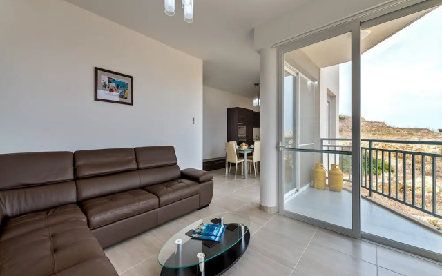 The Hillock North G16