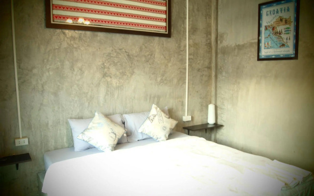 Maesai Holic Lodge